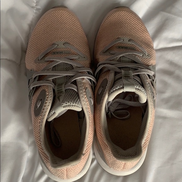 Nike Air Max Shoes - Picture 6 of 8